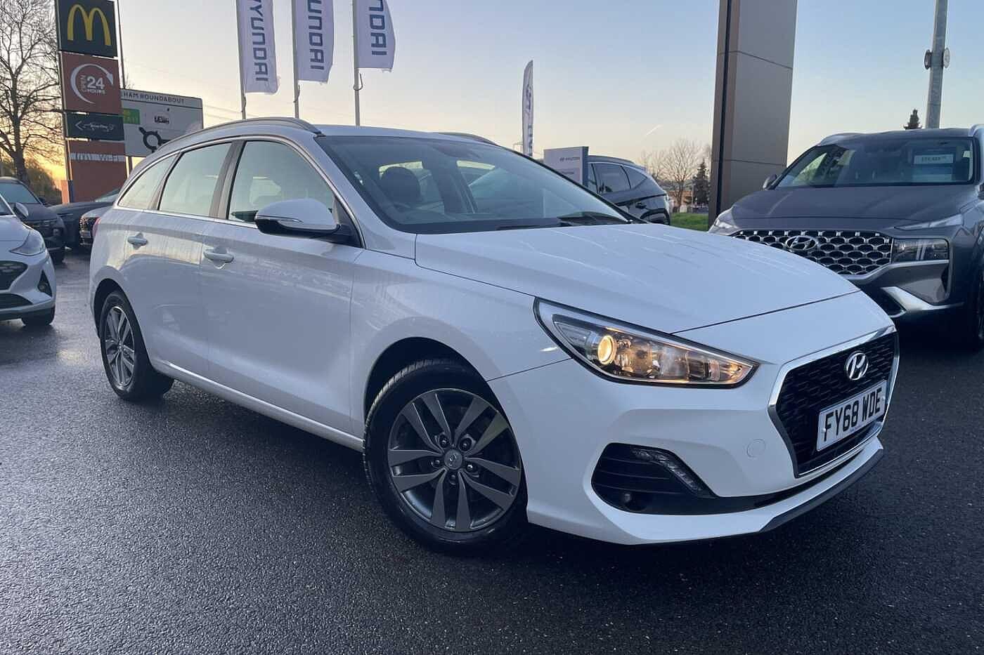 Used Hyundai i30 2018 for sale - 76832517: Photo 1