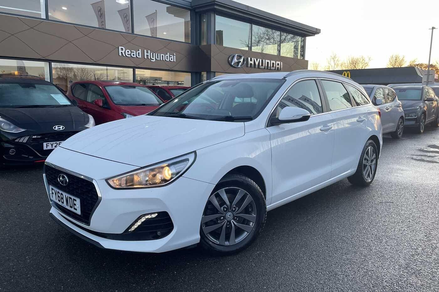 Used Hyundai i30 2018 for sale - 76832517: Photo 2