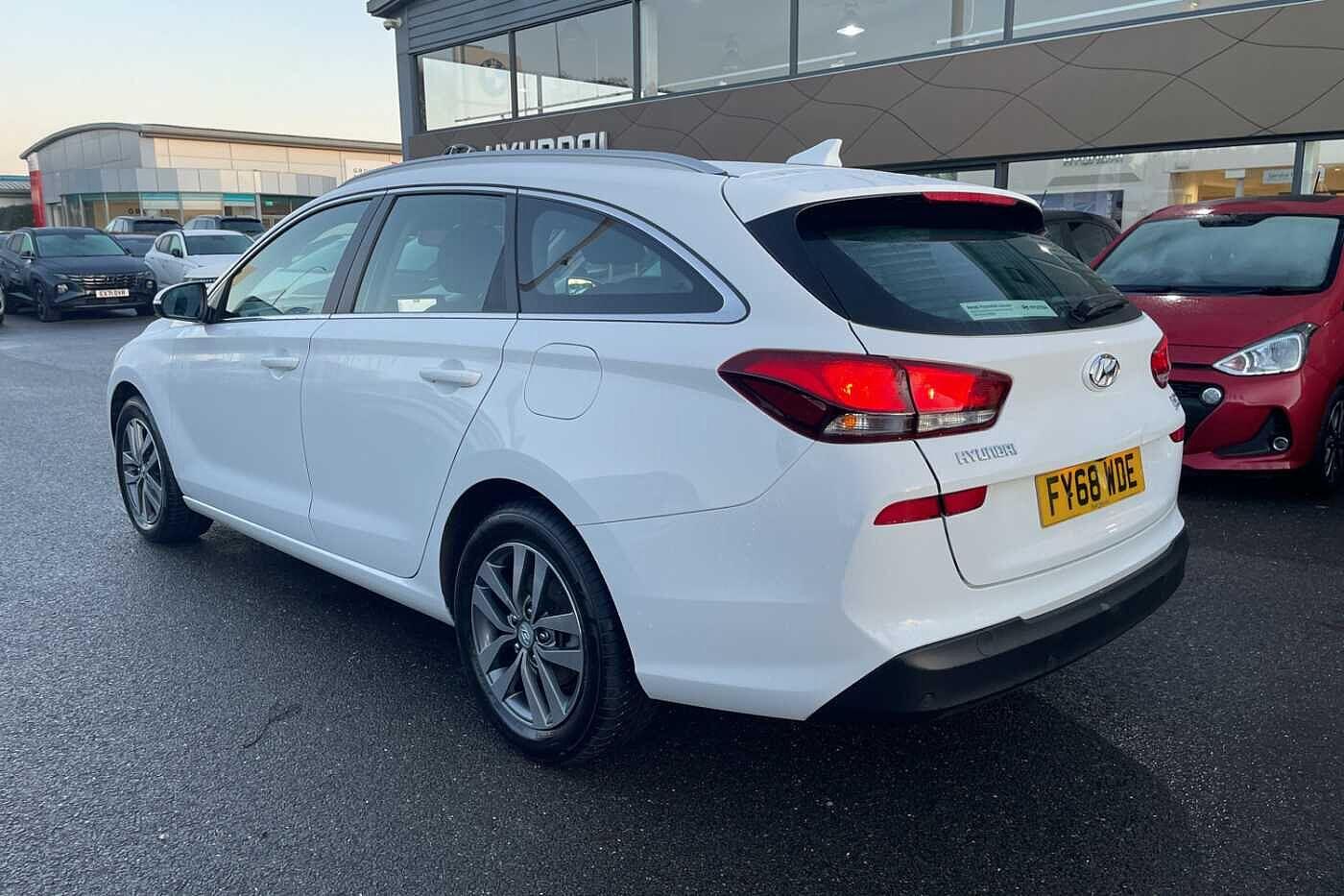 Used Hyundai i30 2018 for sale - 76832517: Photo 4