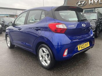 Used Hyundai i10 2022 for sale - 77351717: Photo