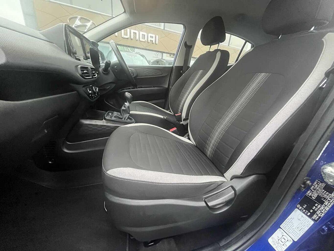 Used Hyundai i10 2022 for sale - 77351717: Photo 9