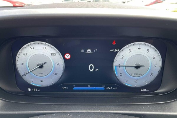 Used Hyundai i20 2025 for sale - 76158695: Photo 13