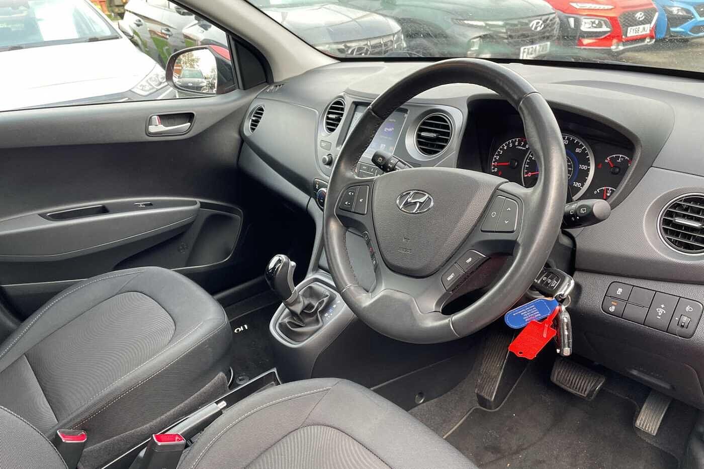 Used Hyundai i10 2017 for sale - 76646198: Photo 10