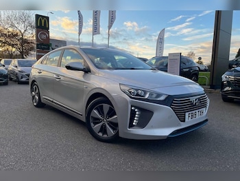 2019 (19) - Premium SE Plug In Hybrid 1.6 GDi PHEV (141ps) 5-Door
