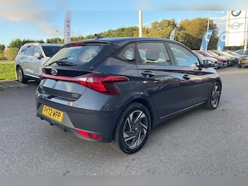 Used Hyundai i20 2022 for sale - 76200769: Photo 3