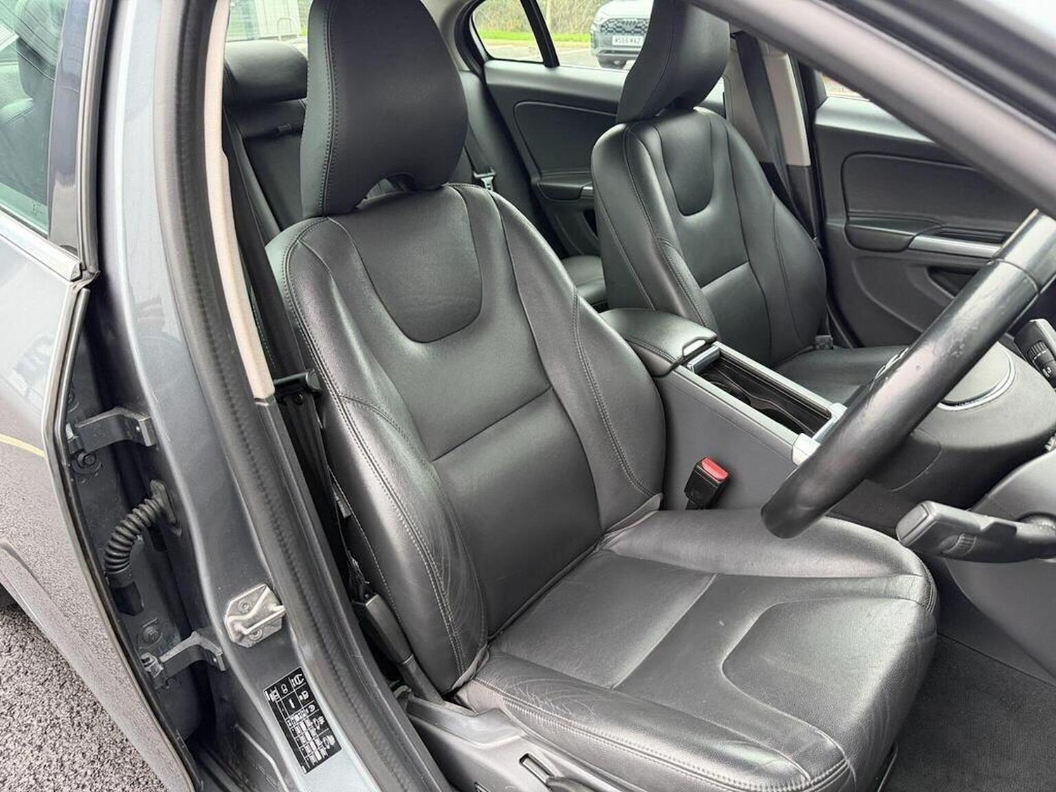 Used Volvo S60 2018 for sale - 77310736: Photo 11