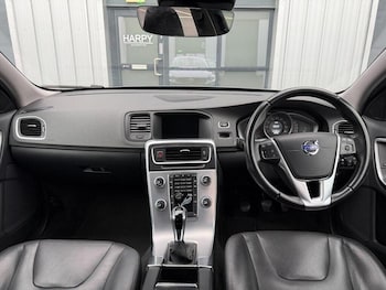 Used Volvo S60 2018 for sale - 77310736: Photo