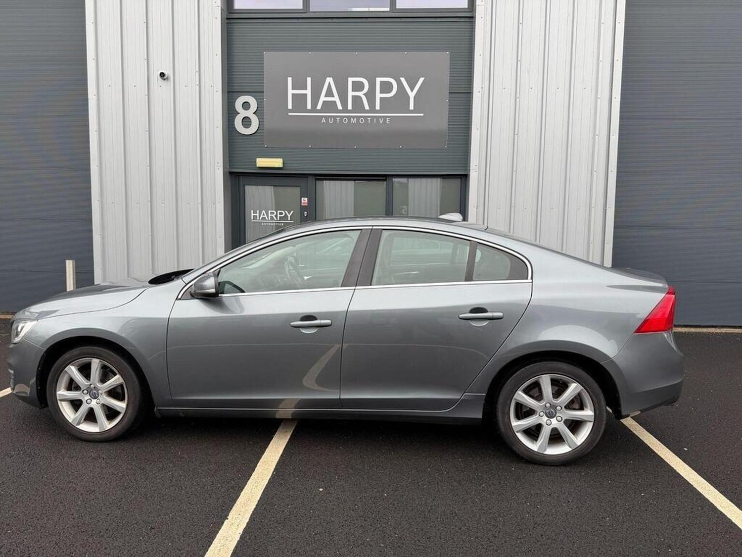 Used Volvo S60 2018 for sale - 77310736: Photo 8