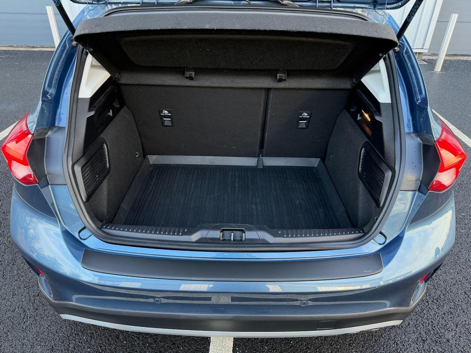 Used Ford Focus 2021 for sale - 76935335: Photo 15