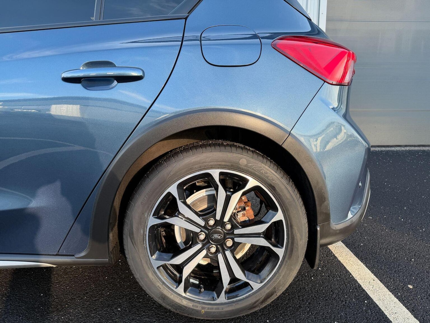 Used Ford Focus 2021 for sale - 76935335: Photo 18