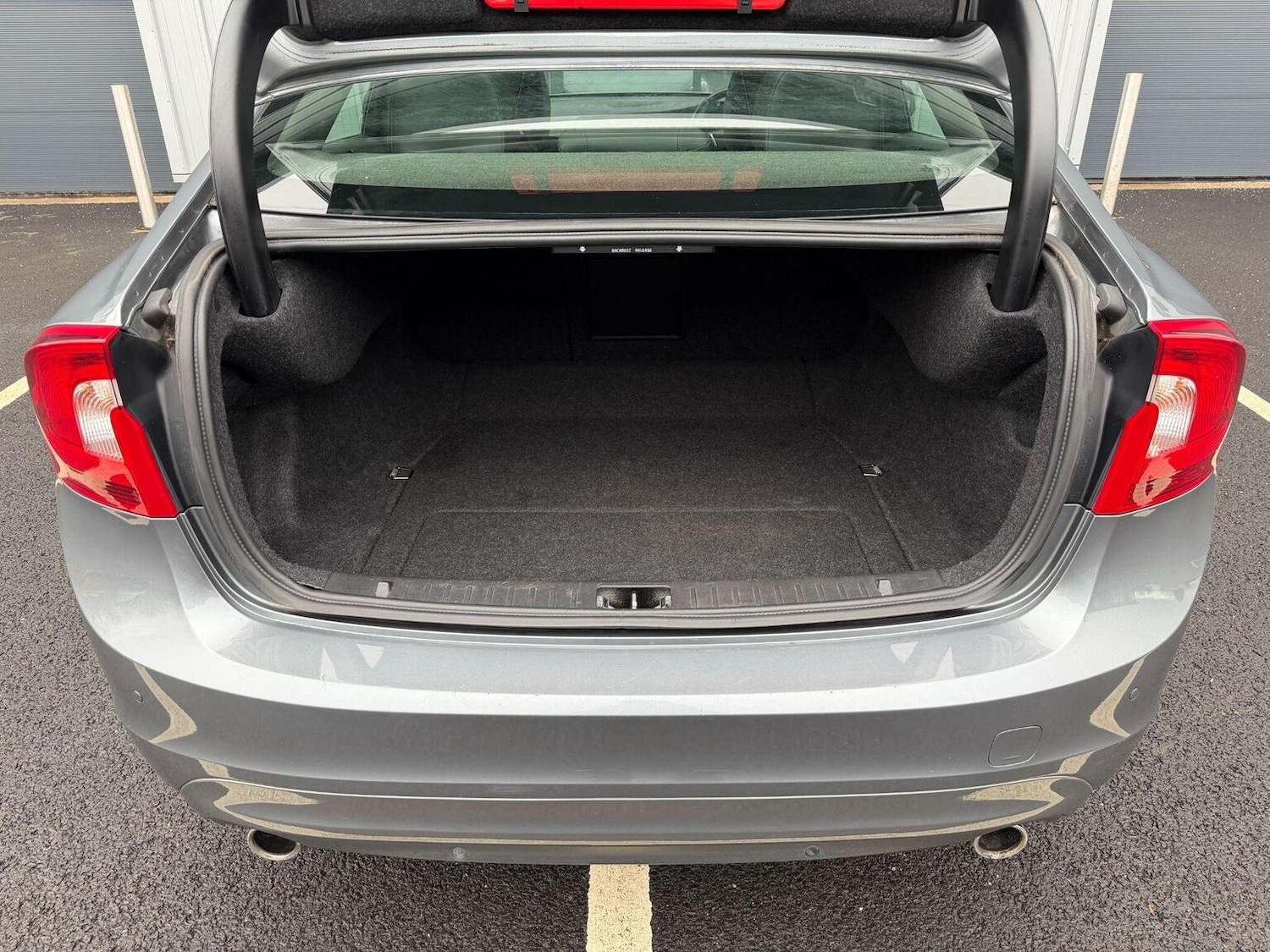 Used Volvo S60 2018 for sale - 76941763: Photo 14