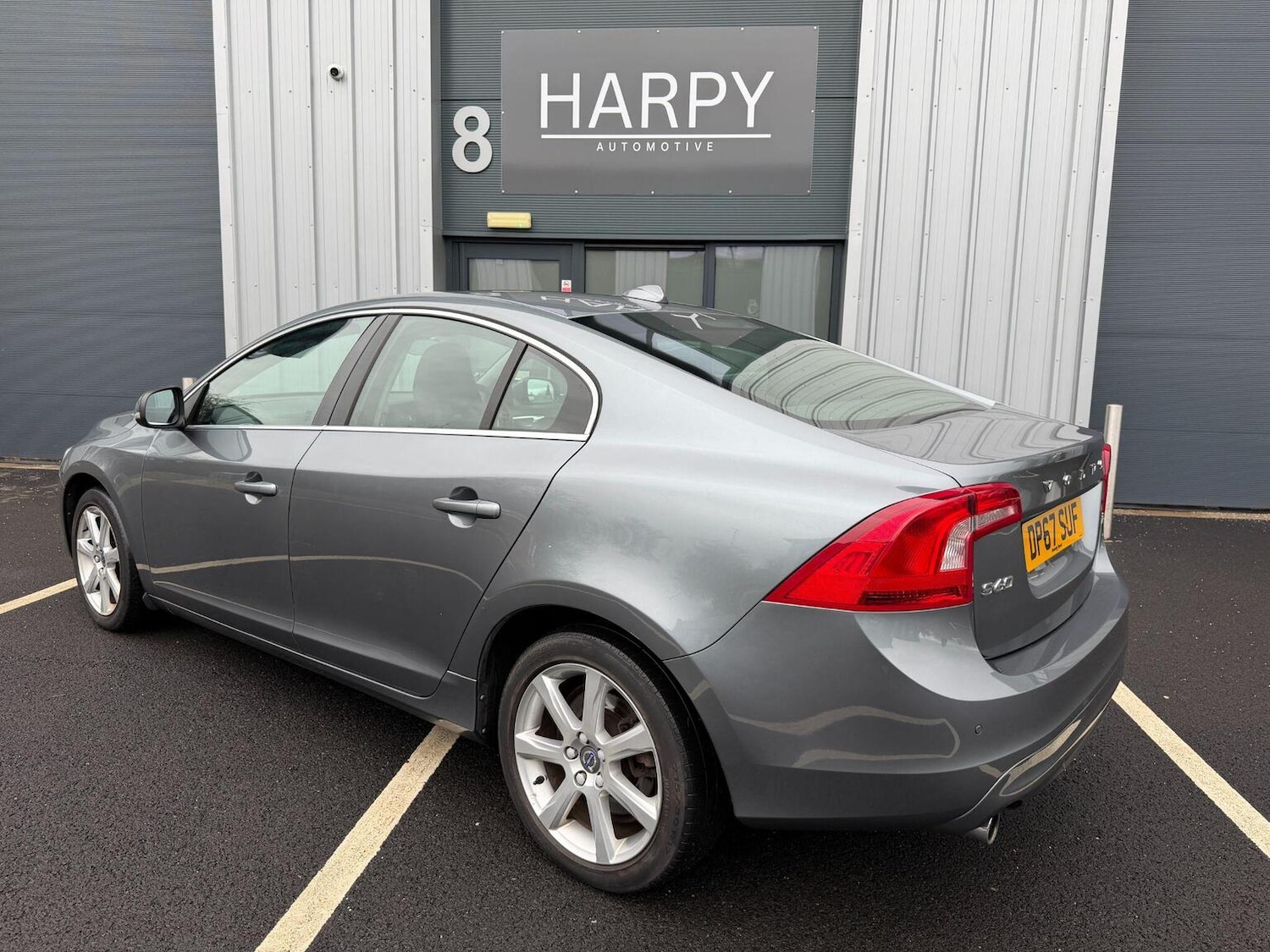 Used Volvo S60 2018 for sale - 76941763: Photo 6