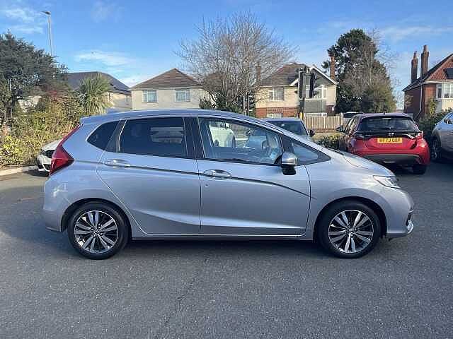 Used Honda Jazz 2018 for sale - 76647322: Photo 5