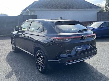 Used Honda HR-V 2023 for sale - 75992321: Photo