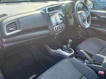 Used Honda Jazz 2020 for sale - 76716431: Photo