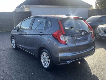 Used Honda Jazz 2020 for sale - 76716431: Photo