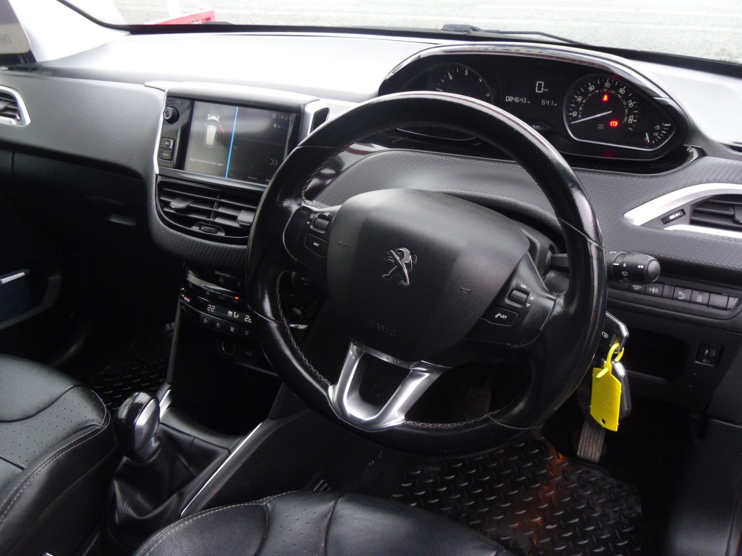 Used Peugeot 208 2017 for sale - 76532888: Photo 7