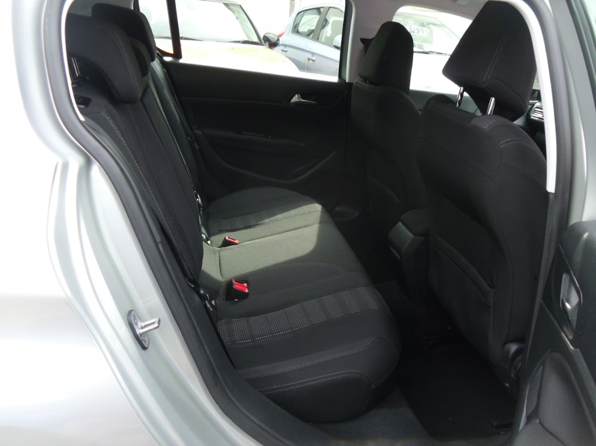 Used Peugeot 308 2015 for sale - 77431430: Photo 3