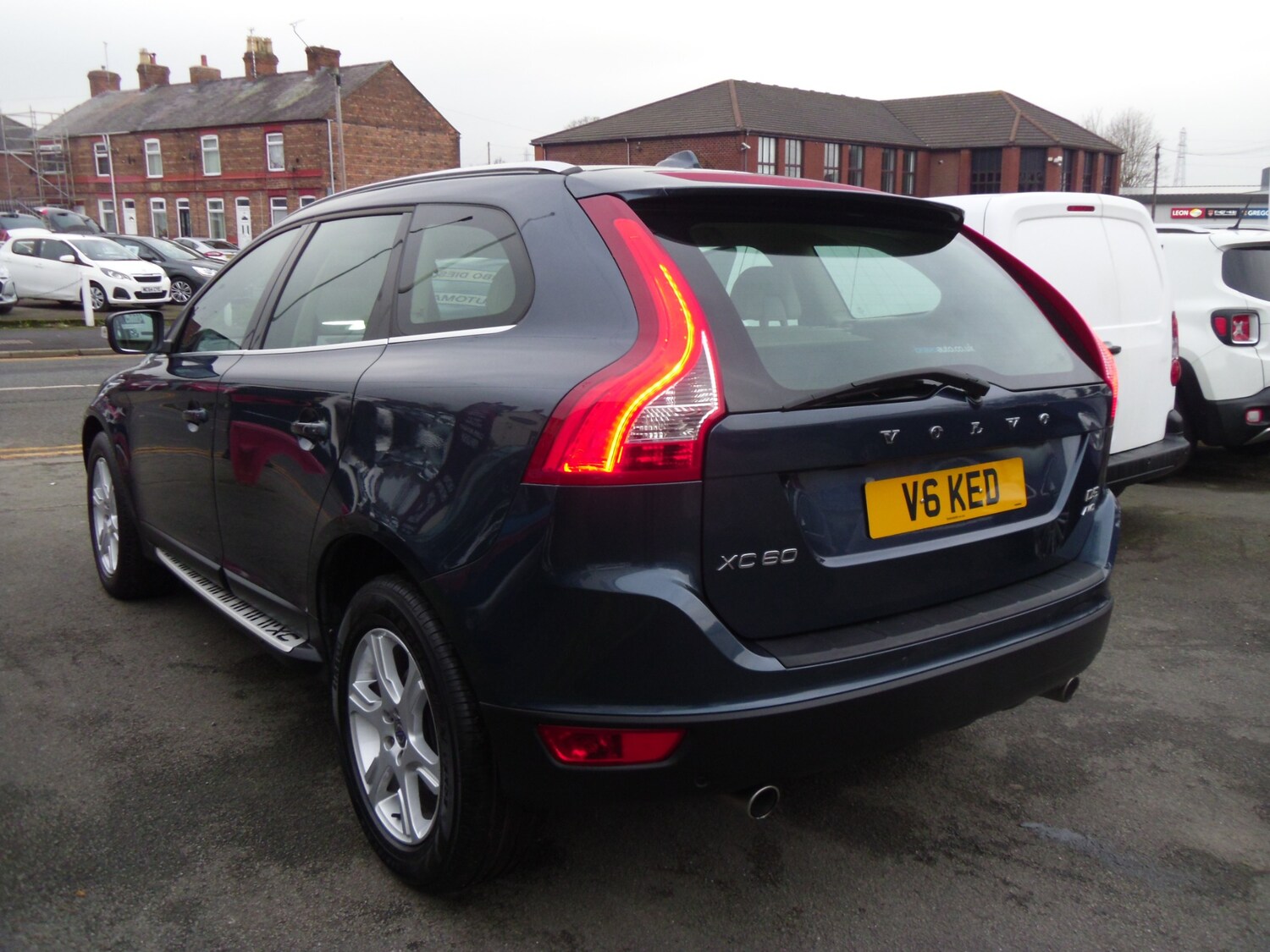 Used Volvo XC60 2011 for sale - 77365606: Photo 6