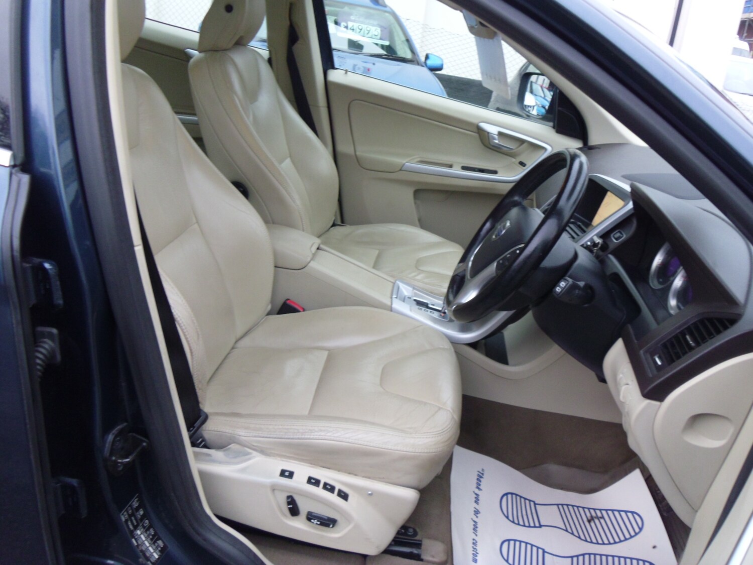 Used Volvo XC60 2011 for sale - 77365606: Photo 8