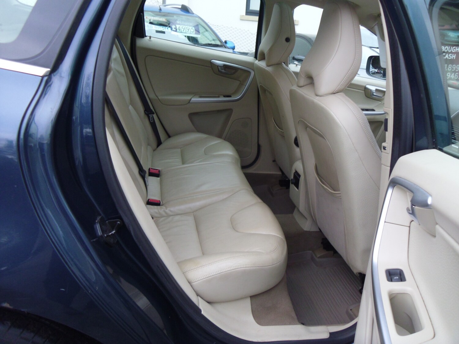 Used Volvo XC60 2011 for sale - 77365606: Photo 9