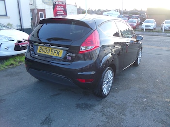 Used Ford Fiesta 2009 for sale - 76720144: Photo