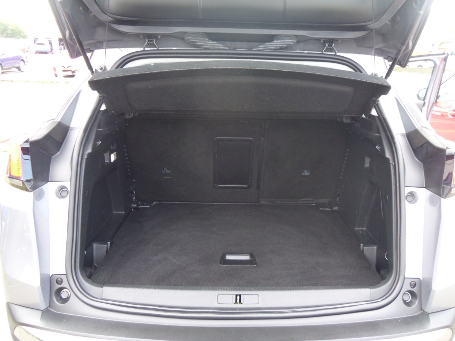 Used Peugeot 3008 2017 for sale - 76181183: Photo 10