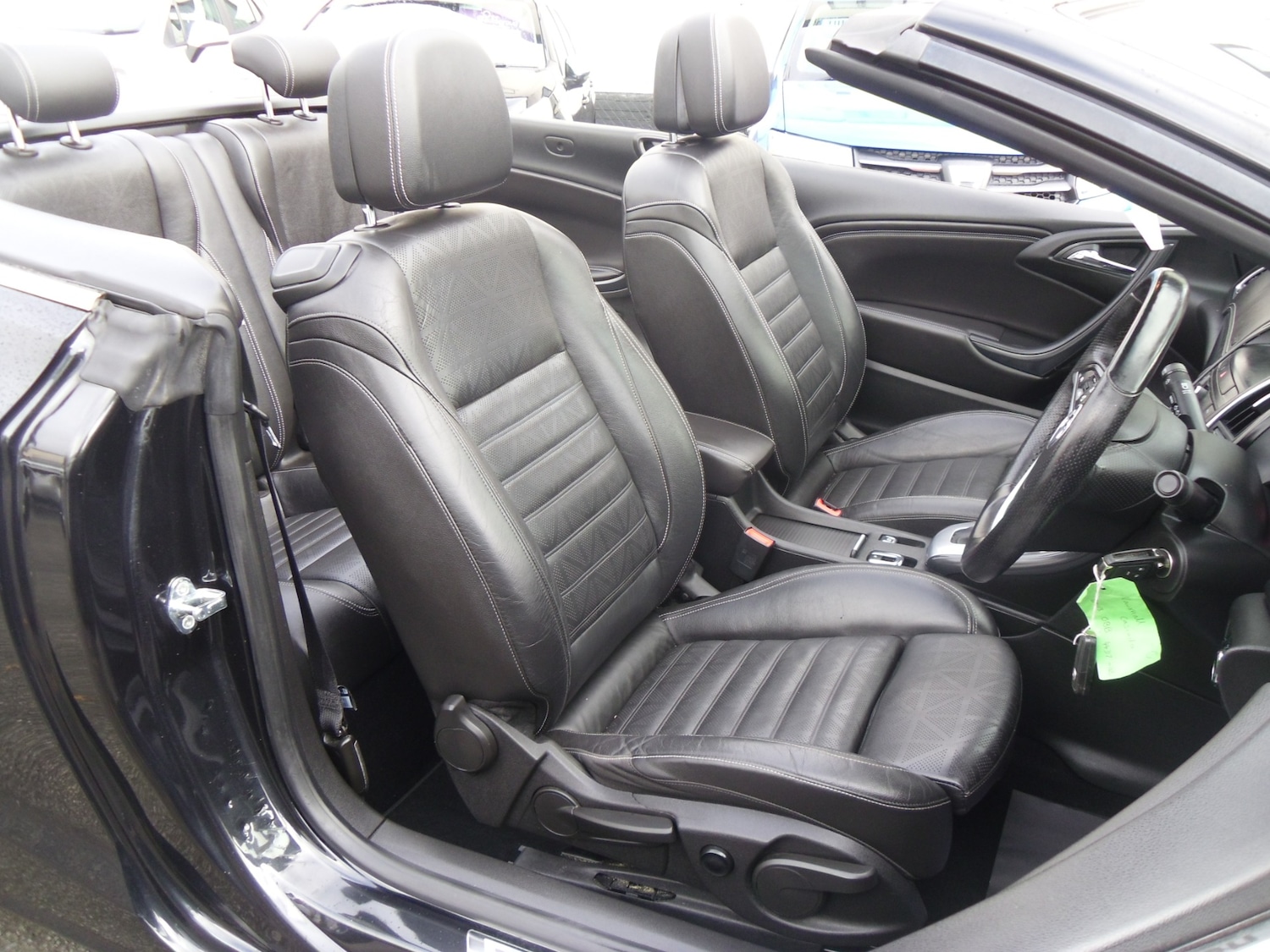 Used Vauxhall Cascada 2013 for sale - 76182147: Photo 12
