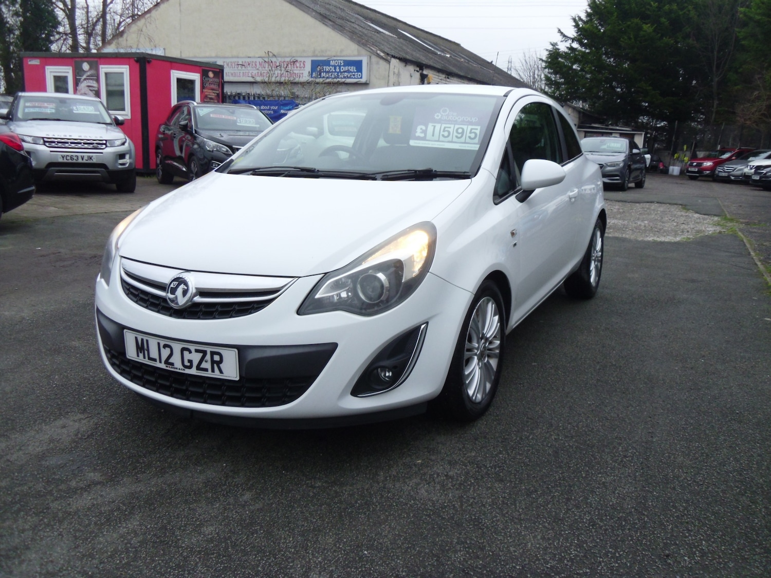 Used Vauxhall Corsa 2012 for sale - 77033385: Photo 3