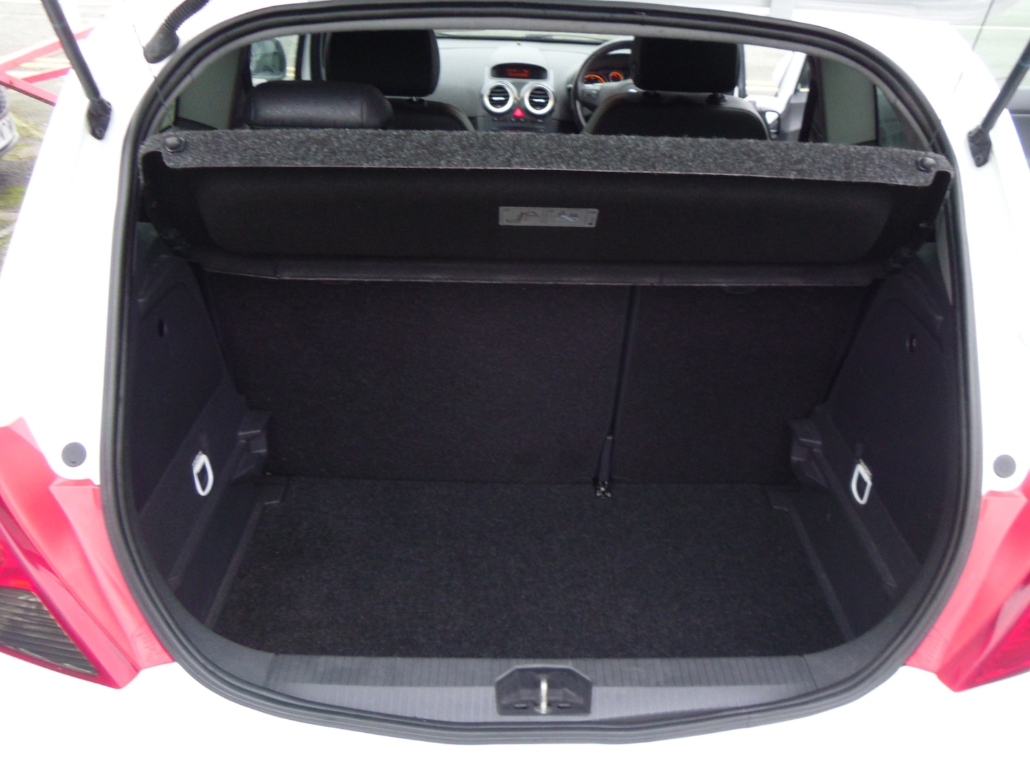 Used Vauxhall Corsa 2012 for sale - 77033385: Photo 9