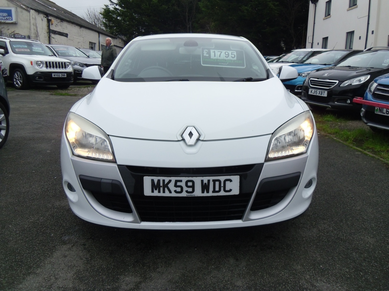 Used Renault Megane 2009 for sale - 77033560: Photo 2