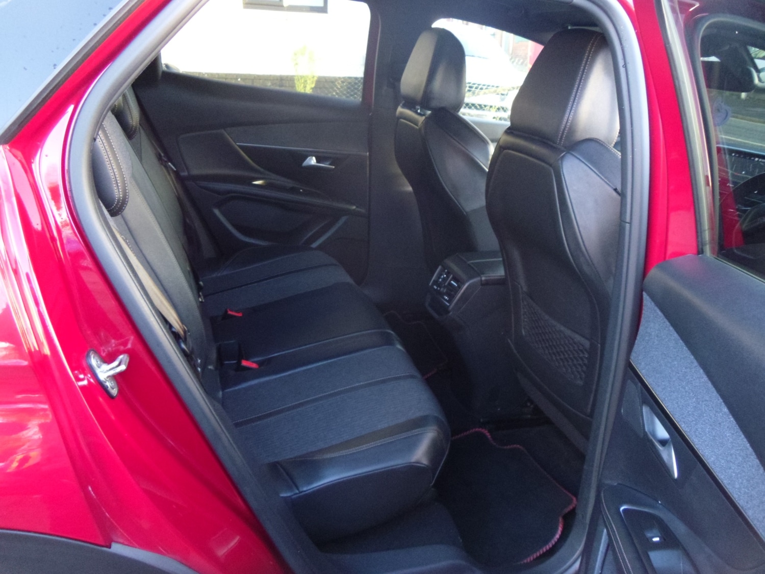 Used Peugeot 3008 2019 for sale - 76640038: Photo 9