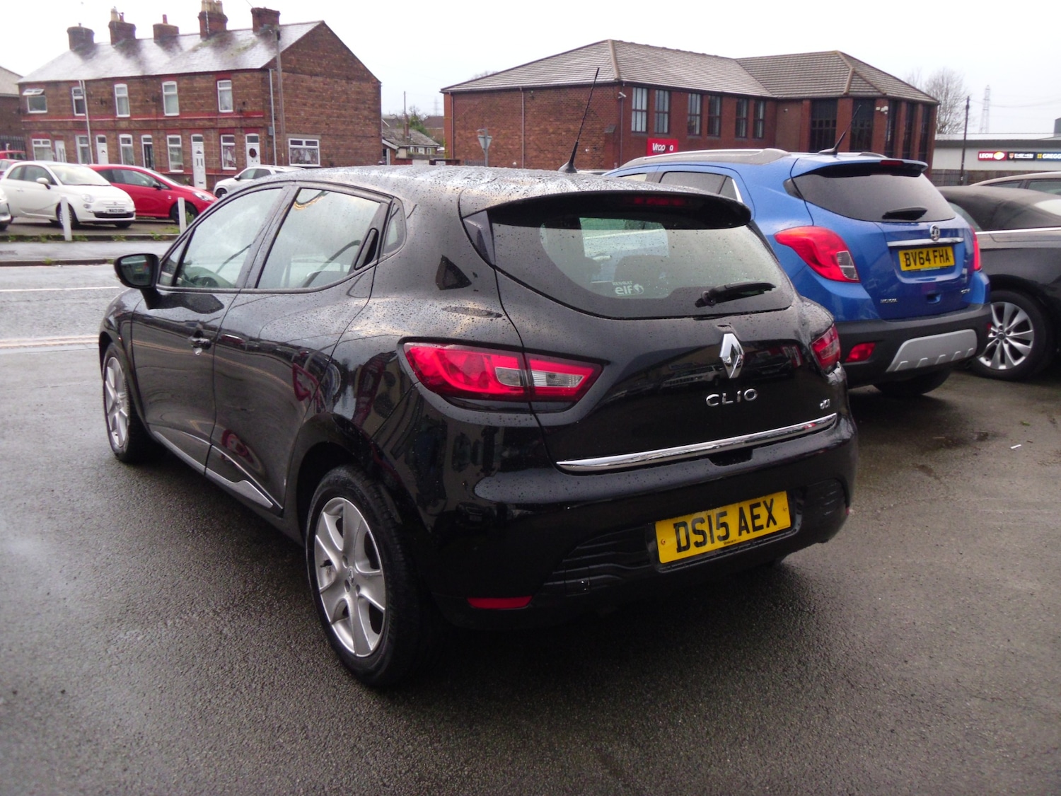 Used Renault Clio 2015 for sale - 76971189: Photo 6