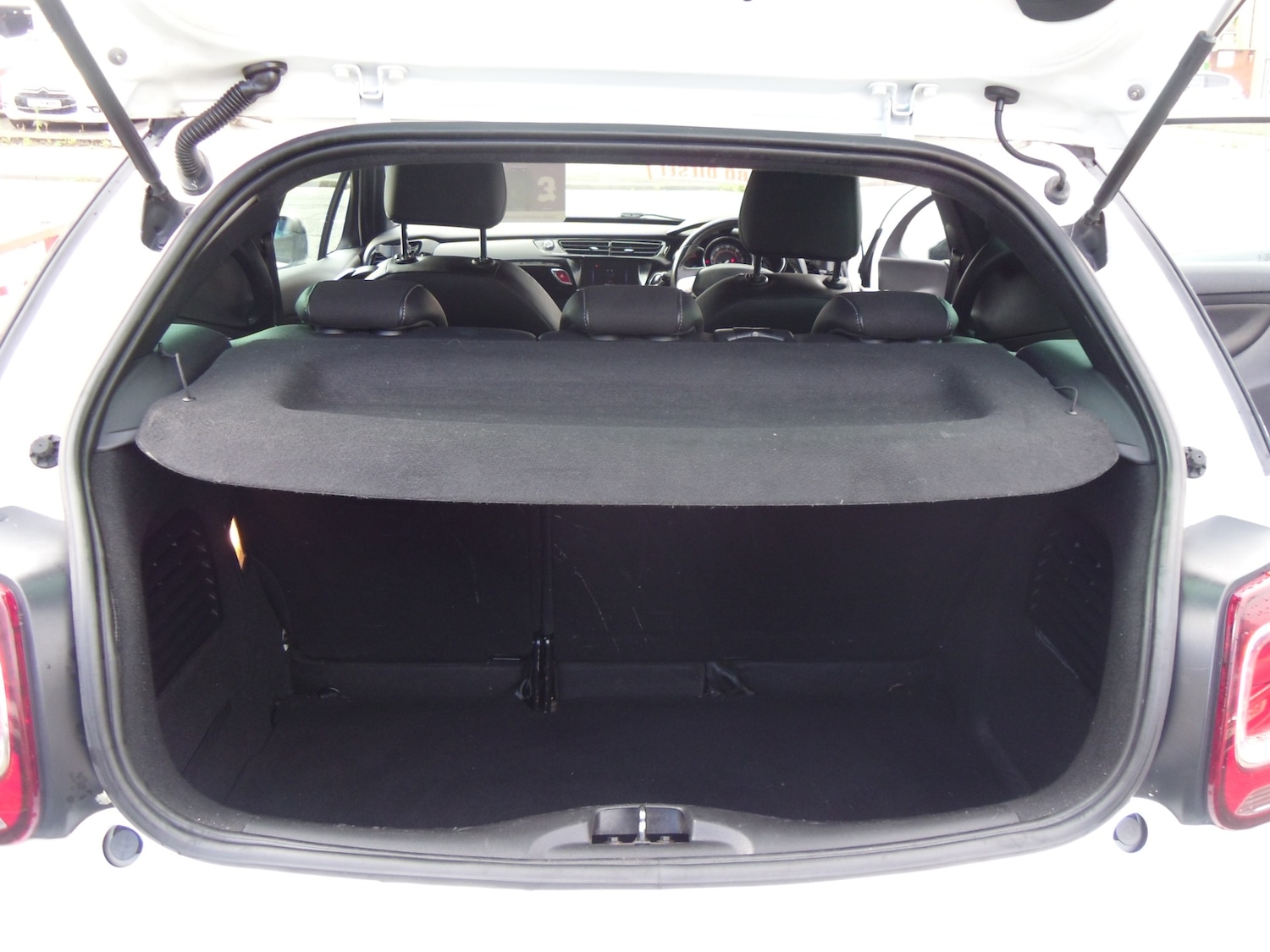 Used DS Automobiles DS 3 2015 for sale - 75994833: Photo 10