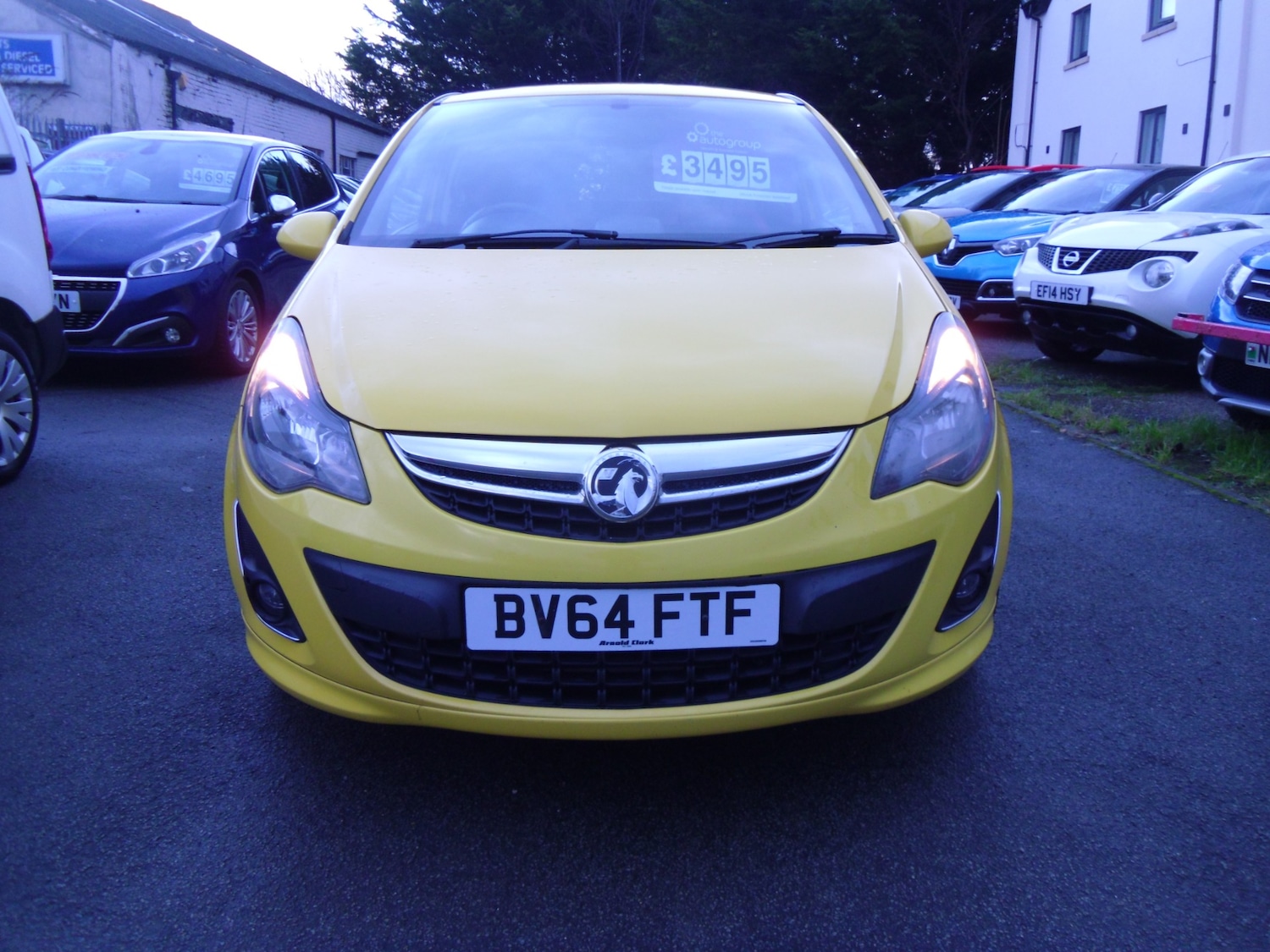Used Vauxhall Corsa 2014 for sale - 77300340: Photo 2