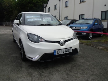 2015 (15) - 1.5 VTi-TECH 3Style 5dr