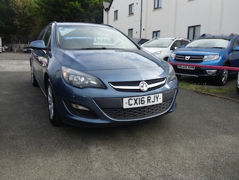 Vauxhall - Astra