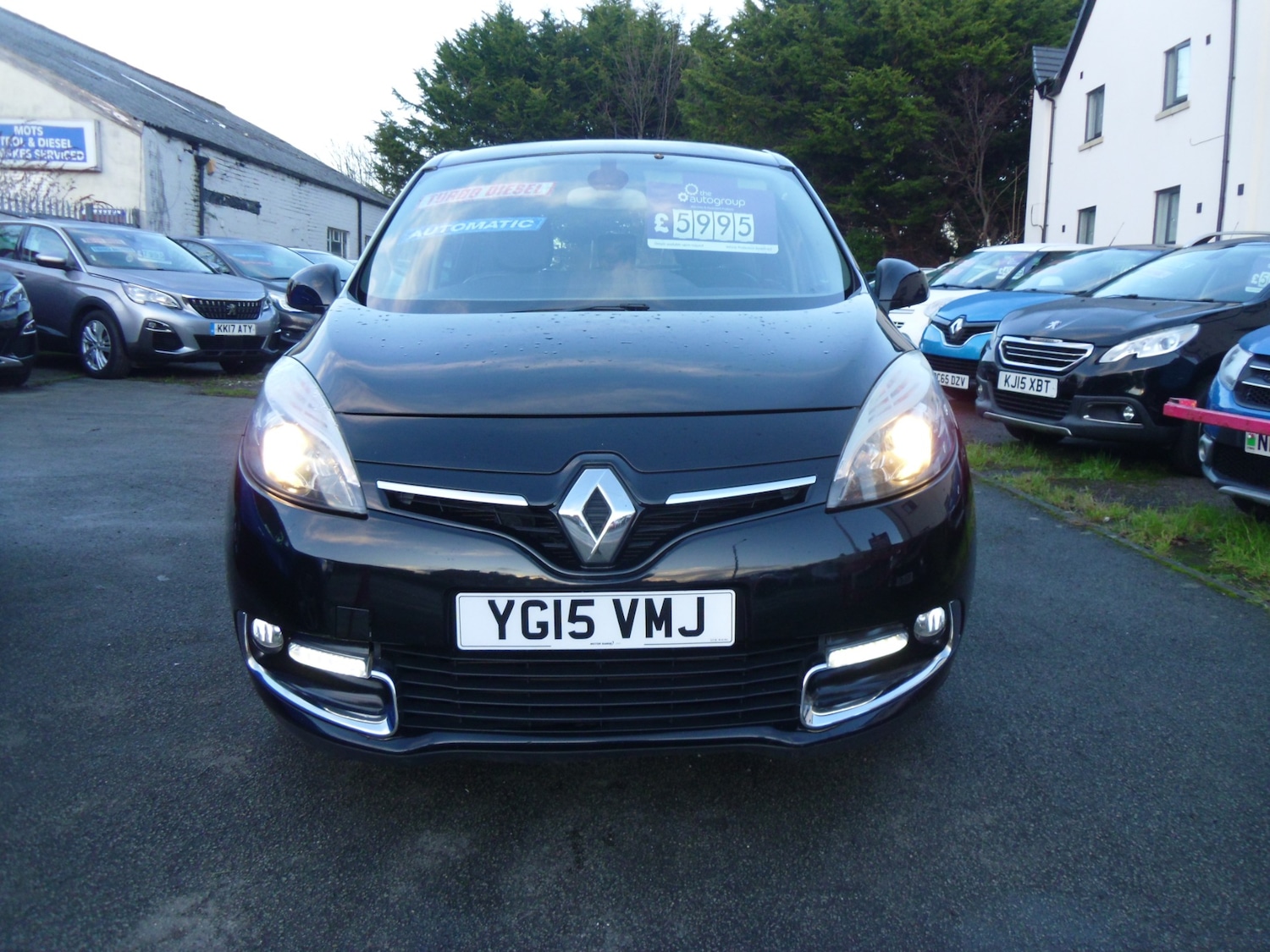 Used Renault Scenic 2015 for sale - 77224901: Photo 2