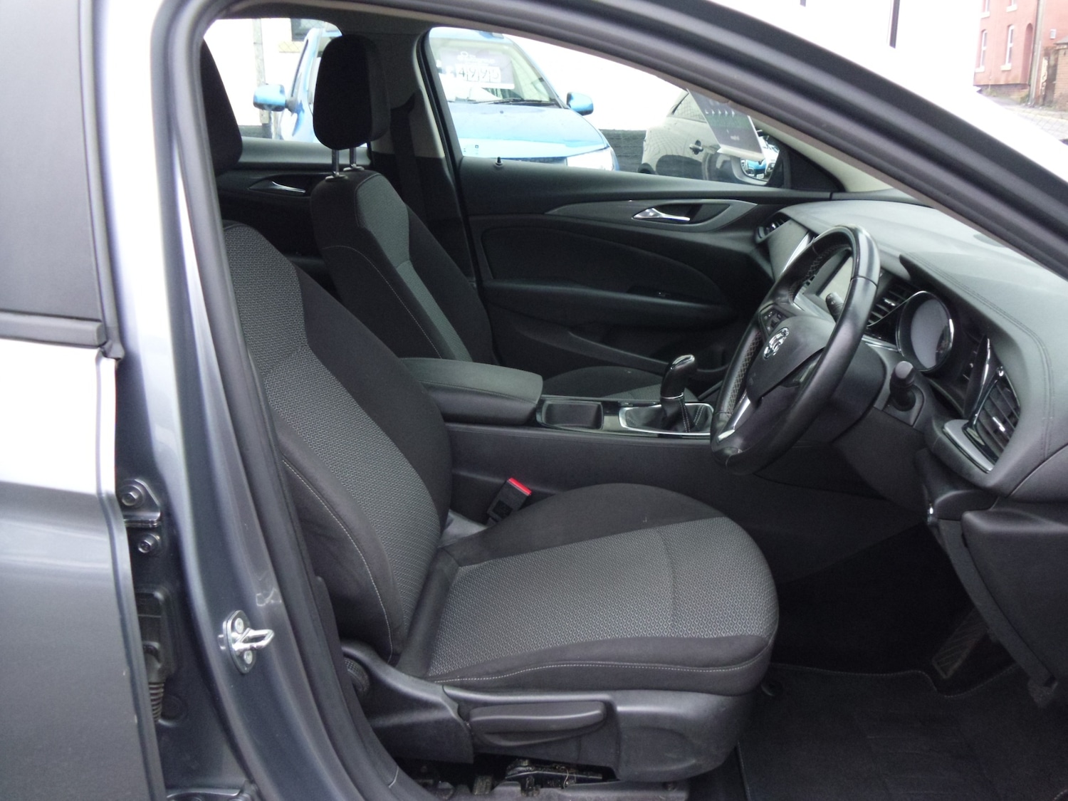 Used Vauxhall Insignia 2017 for sale - 77033123: Photo 8