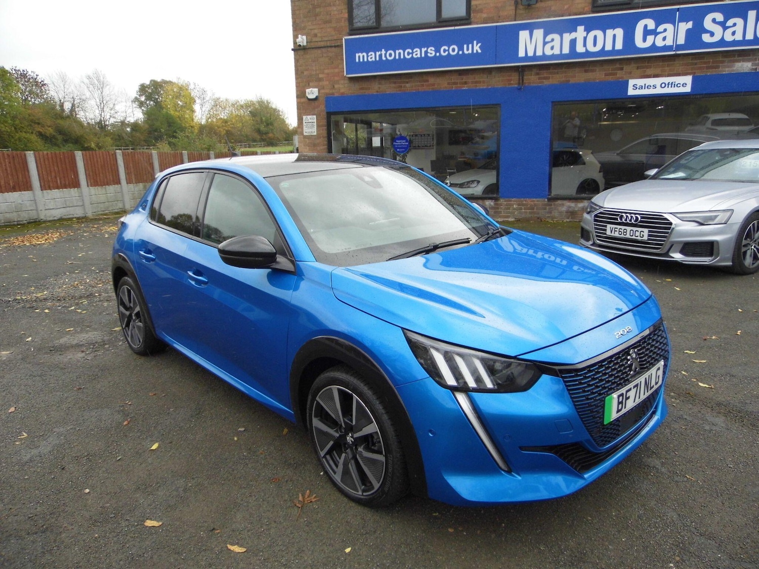 Used Peugeot E-208 for sale - 76377186: Photo 1