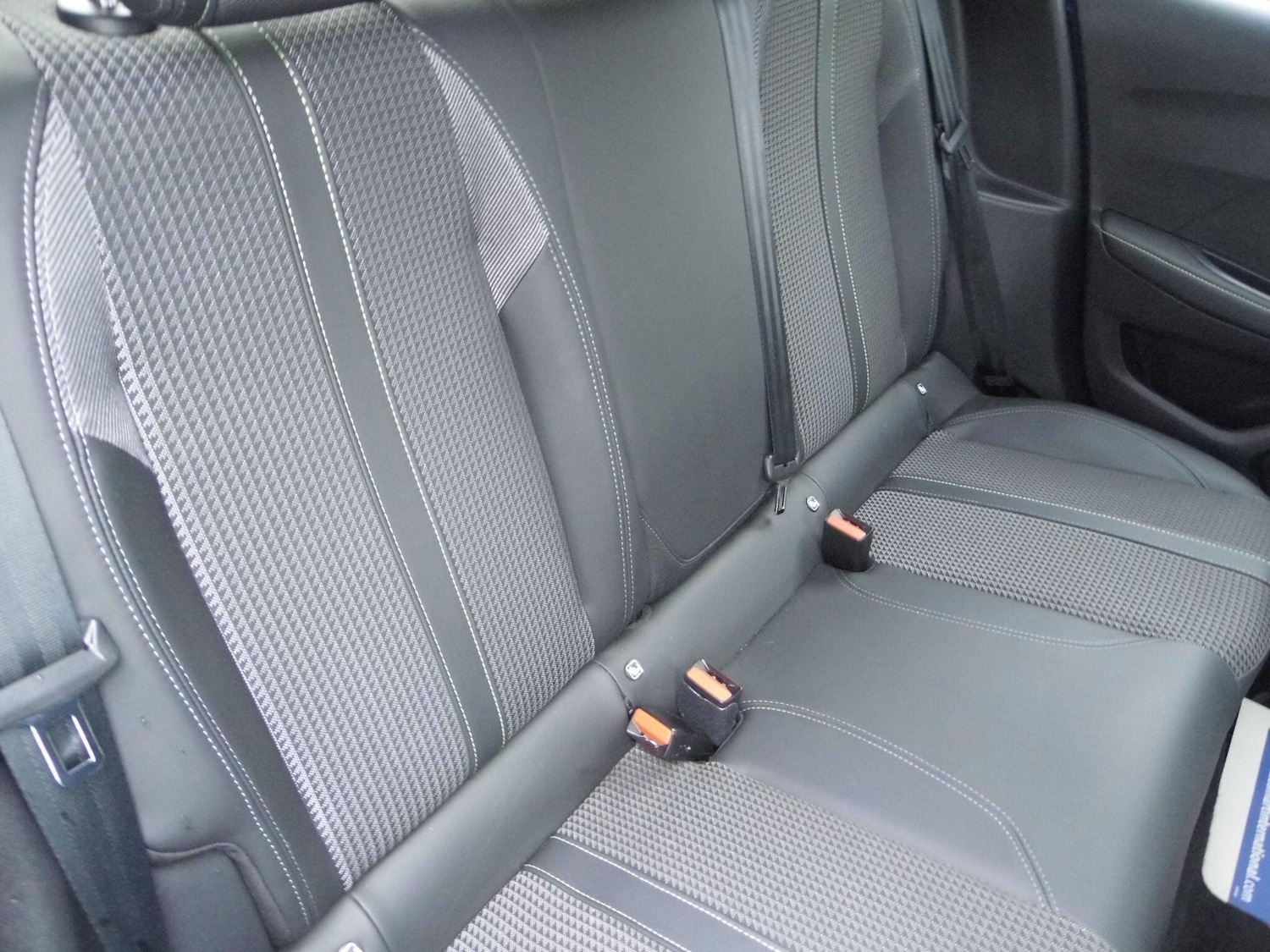 Used Peugeot E-208 for sale - 76377186: Photo 19