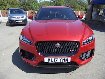 Used Jaguar F-Pace 2017 for sale - 79509671: Photo