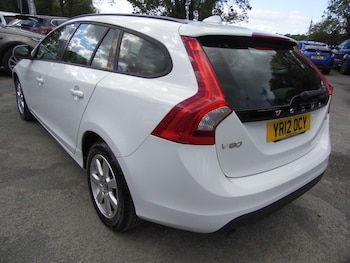 Used Volvo V60 2012 for sale - 79082964: Photo