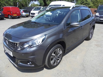 Used Peugeot 2008 2019 for sale - 79247527: Photo