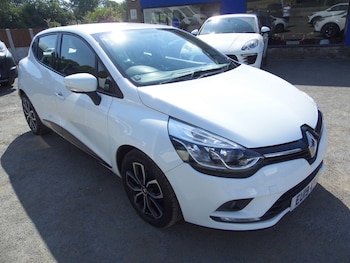Used Renault Clio 2019 for sale - 79316300: Photo