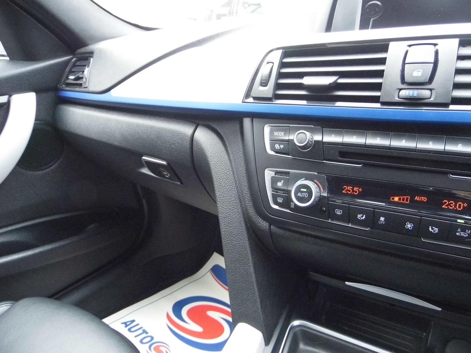 Used BMW 3 Series 2014 for sale - 76336260: Photo 10