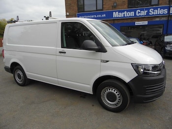 Used Volkswagen Transporter 2018 for sale - 76214721: Photo