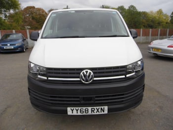 Used Volkswagen Transporter 2018 for sale - 76214721: Photo