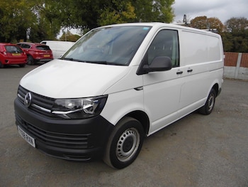 Used Volkswagen Transporter 2018 for sale - 76214721: Photo