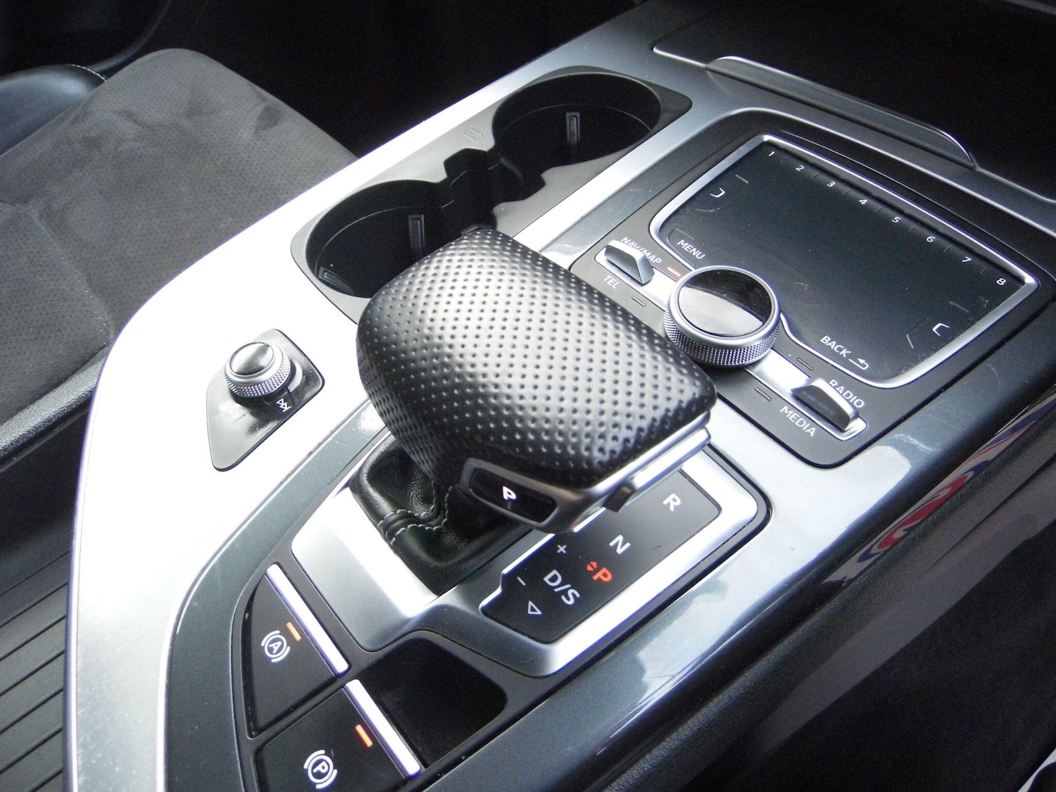 Used Audi Q7 2016 for sale - 76159043: Photo 11